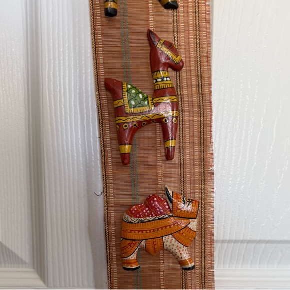 Vintage Hand Carved Animal Wall Hanging Boho Folk Art India 43” Decor Wood - Picture 4 of 6